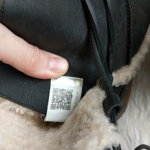 UGG Luisa Black Wraparound Boots - Picture 8 of 9